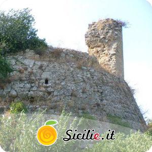 Francofonte - Castello di Chadra.jpg