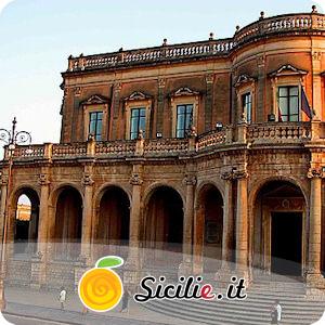 Noto - Palazzo Ducezio.jpg