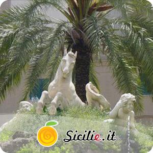 Palermo - Fontana del Cavallo Marino.jpg